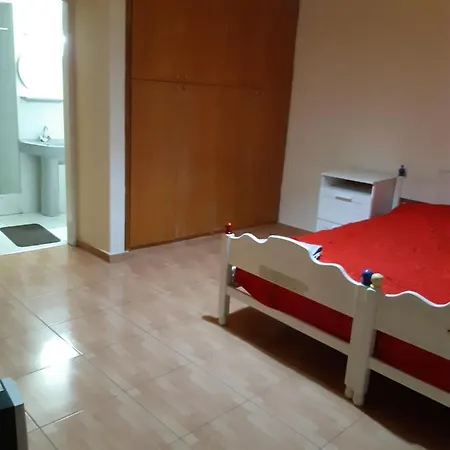 Spacious 아파트